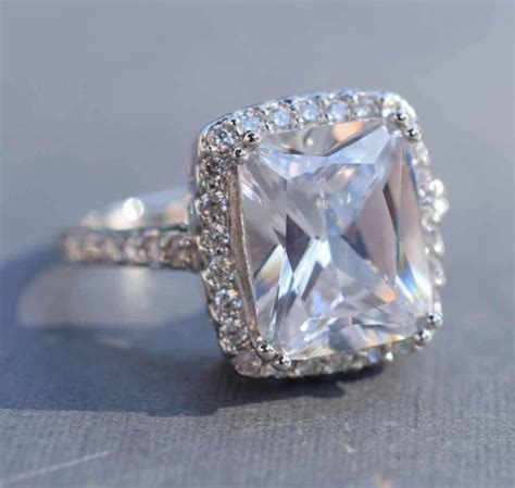 realistic diamond rings